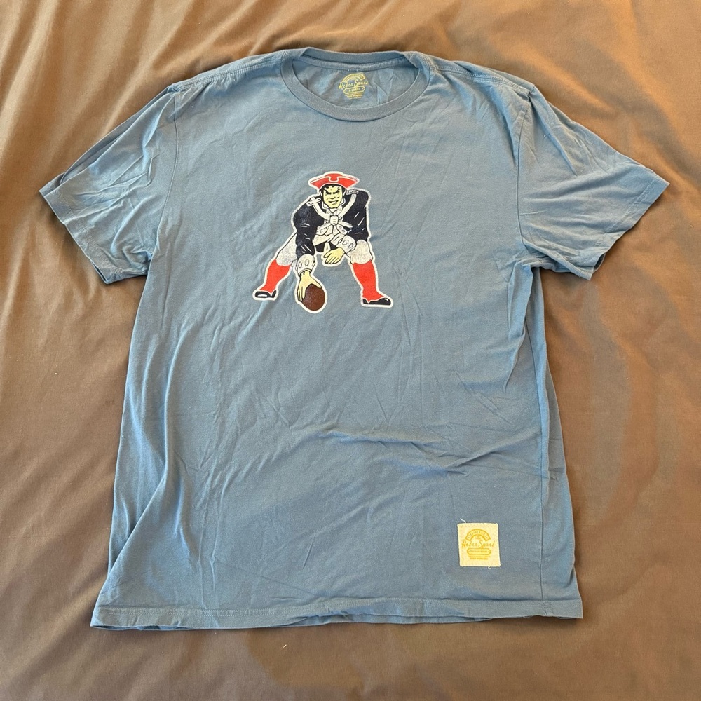 Vintage Reebok Retro Sport New England Patriots "Pat Patriot" T-Shirt (XL)